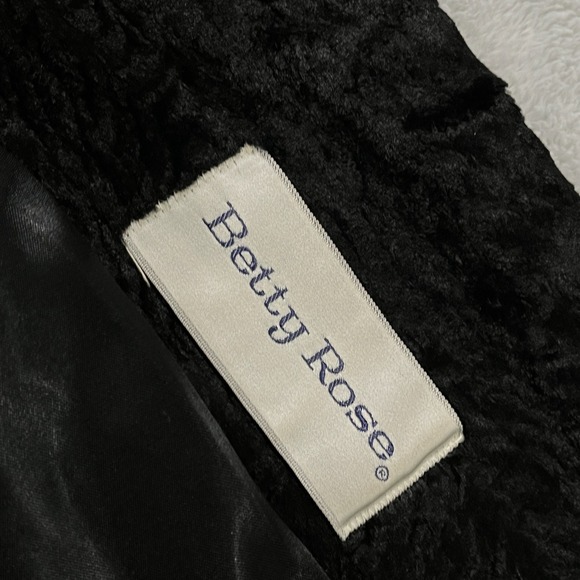 Vintage Betty Rose Coat Women Medium Fur Jacket Button Soft Old Money Preppy 80s - Picture 5 of 9